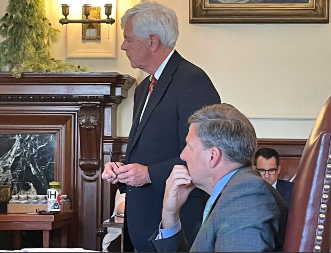 Common Man Roadside gets Hooksett contract extension on centers